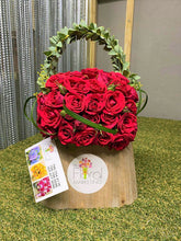 Load image into Gallery viewer, Red Roses Ball
