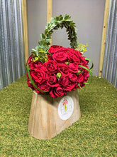 Load image into Gallery viewer, Red Roses Ball
